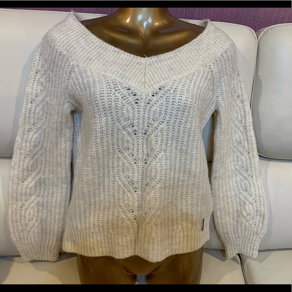 A&F beautiful sweater - Picture 7 of 7